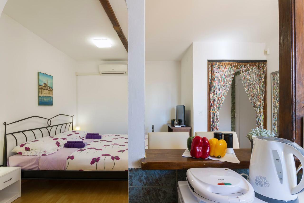 Studio Apartman Ela Póla Kültér fotó