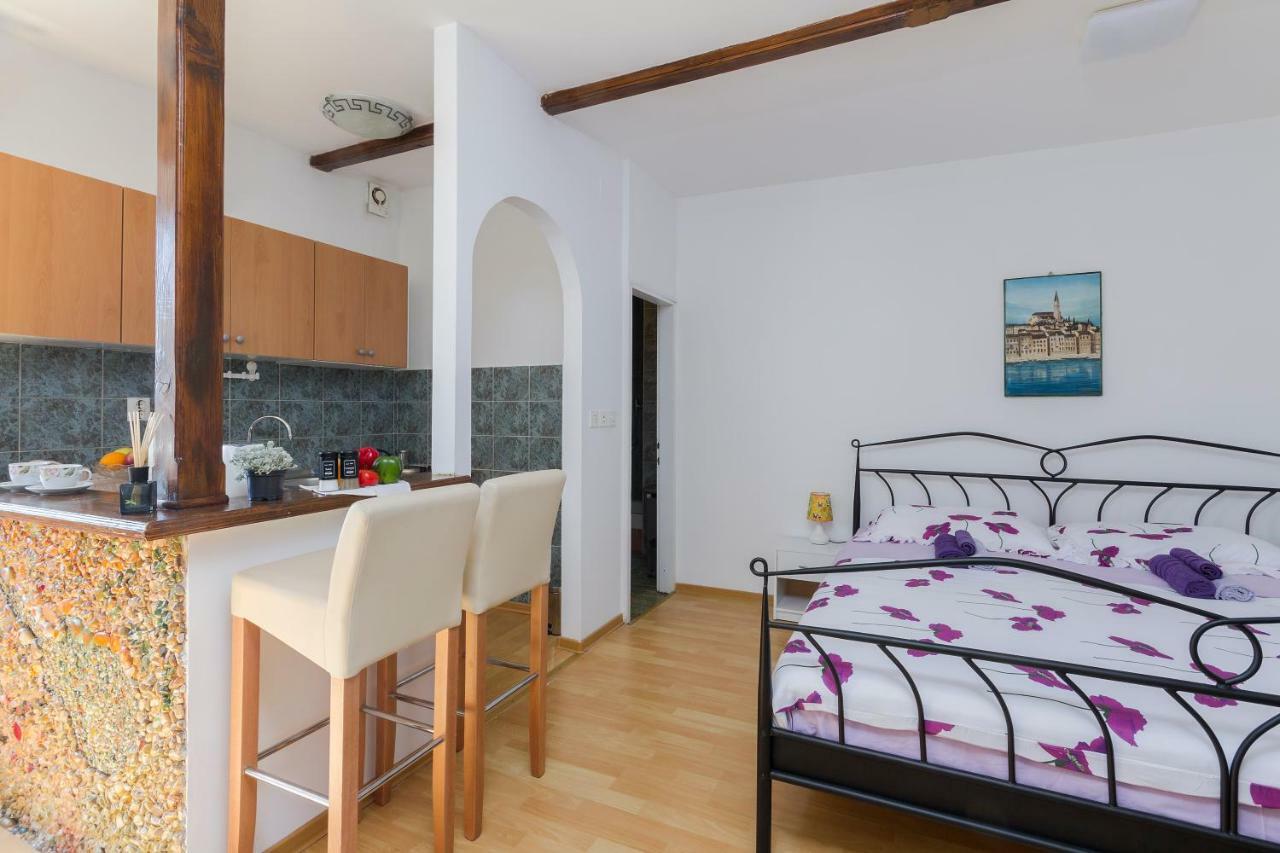 Studio Apartman Ela Póla Kültér fotó